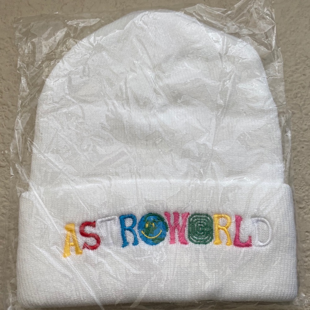 Astroworld Travis Scott beanie